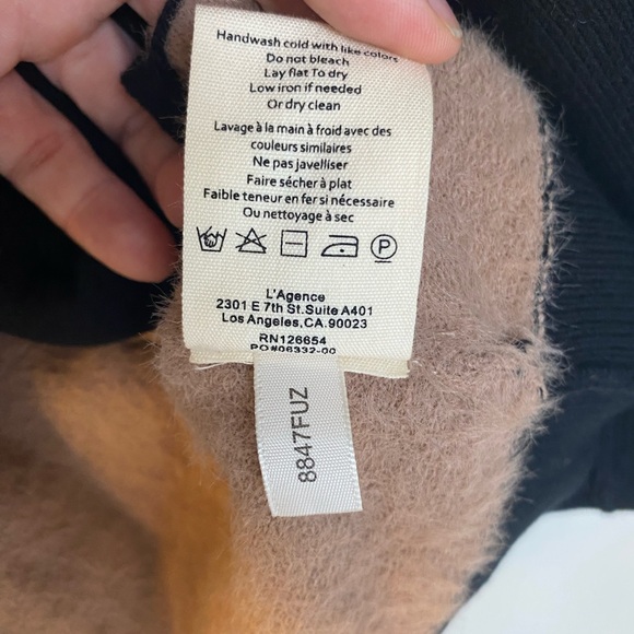 NWT L’Agence Elin Four Pocket Cardigan Size S - Picture 10 of 10